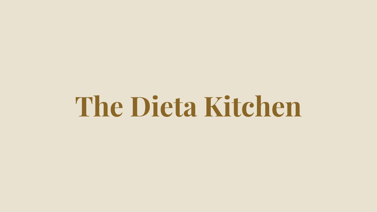 The dieta kitchen preparing meals during a retreat week